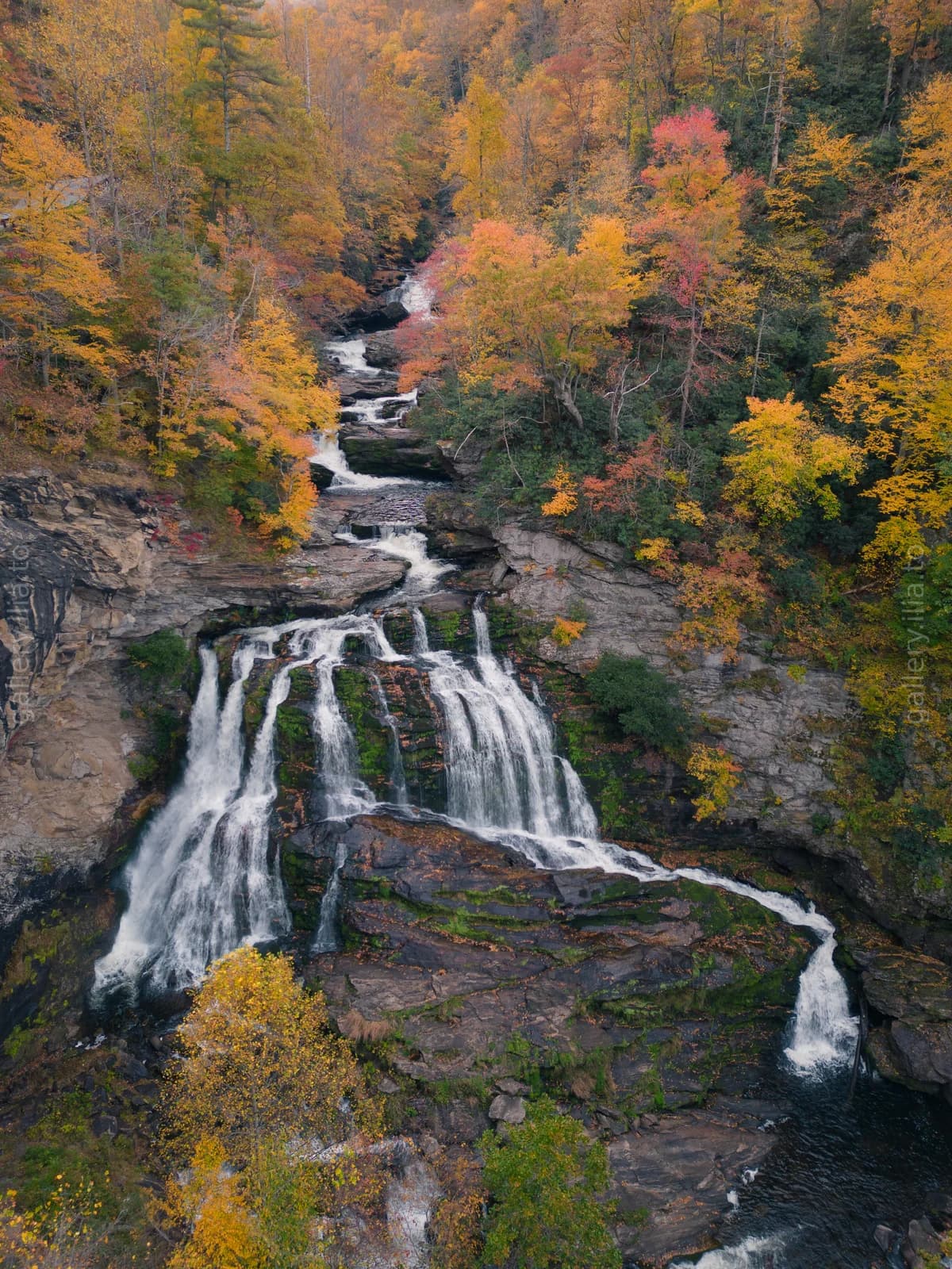 Cascades in Autumn